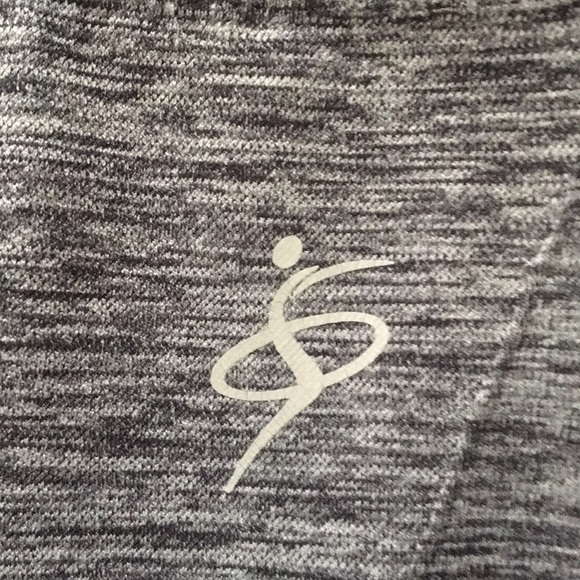 Work out capris - Picture 3 of 4